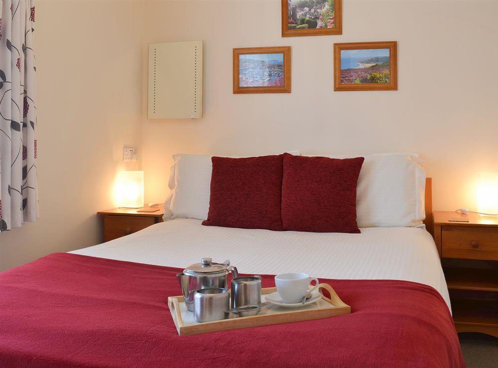 Cosy and inviting double bedroom at Guinevere in Blue Anchor, near Minehead, Somerset