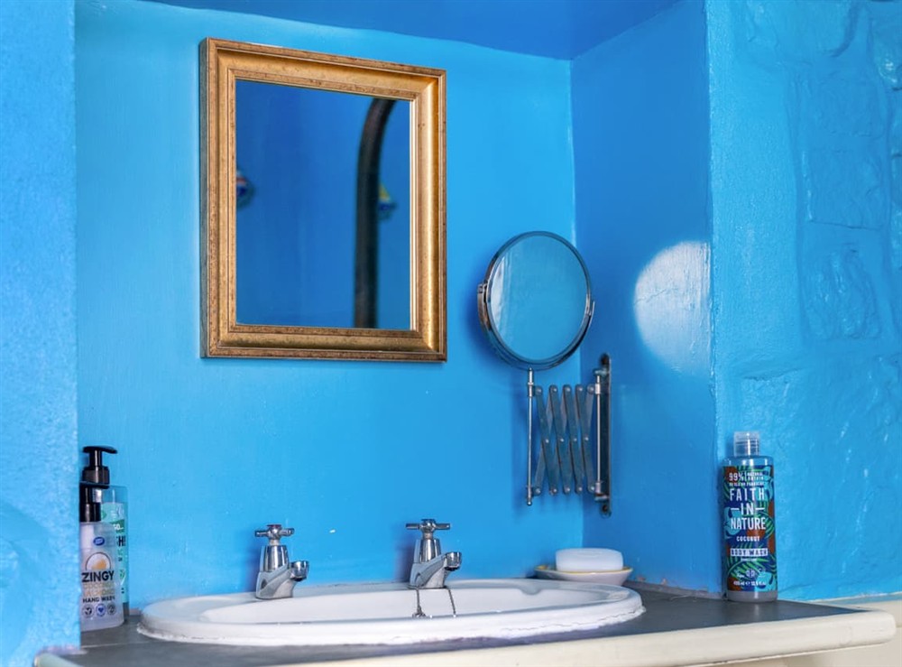 Bathroom at Gull Cottage in Penzance, Cornwall
