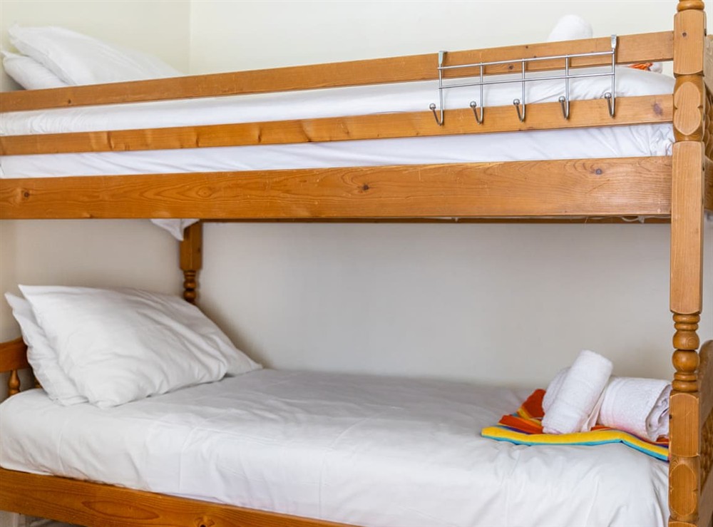 Bunk bedroom at Gull Cottage in Penzance, Cornwall