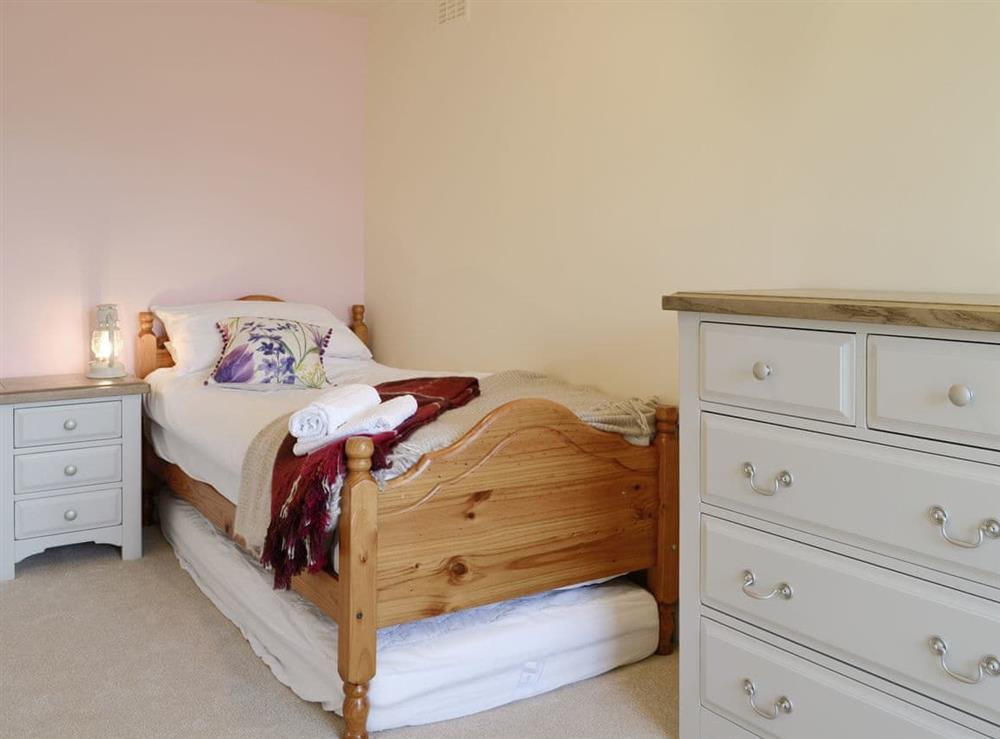 Comfortable single bedroom at Gullsway in Glencaple, near Dumfries, Dumfriesshire