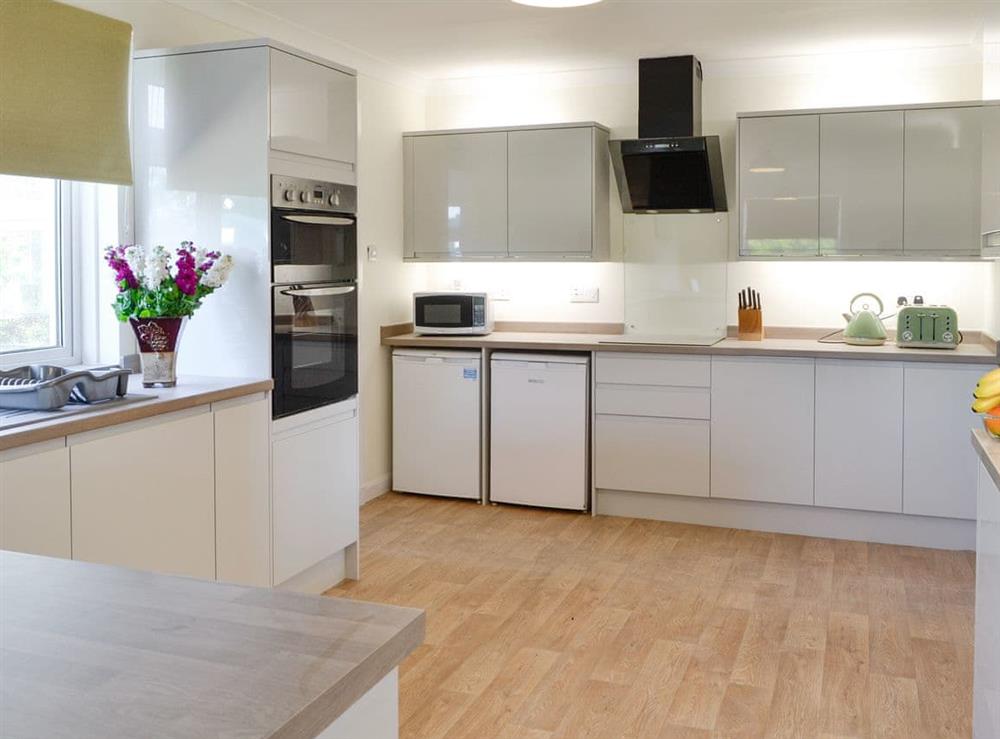 Comprehensively equipped fitted kitchen at Gullsway in Glencaple, near Dumfries, Dumfriesshire