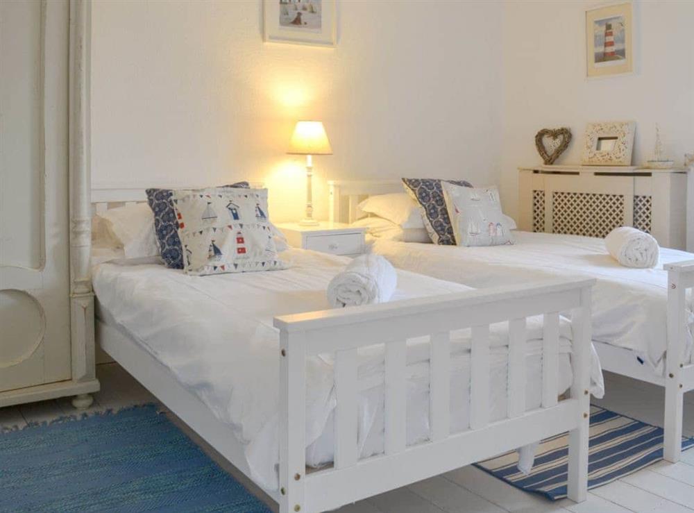 Well presented twin bedroom at Gumburnville in Helstone, Camelford, Cornwall