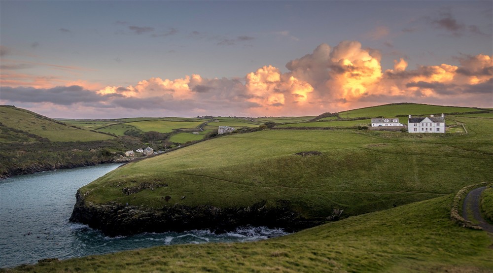 A view towards Port Quin and the area surrounding Guys Cottage, Cornwall (photo 2) at Guy's Cottage in Port Quin, Cornwall