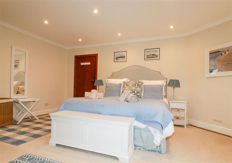 One of the 5 bedrooms (photo 2) at Gwel Mor, Trelights near Port Isaac