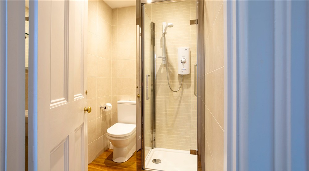 The shower room at Gwendra Granary in Truro, Cornwall