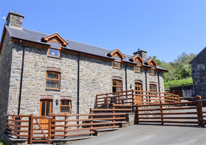This is Gwernffridd (photo 2) at Gwernffridd, Pennant near Llanbrynmair