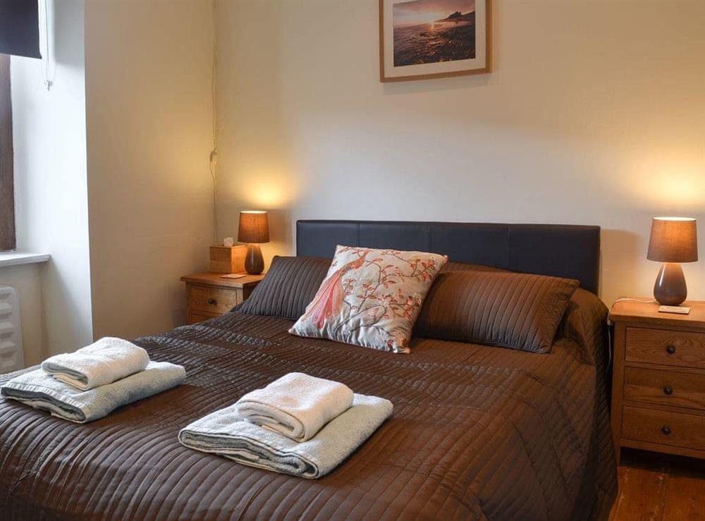 Double bedroom at Gwyrfai Cottage in Waunfawr, near Caernarfon, Gwynedd