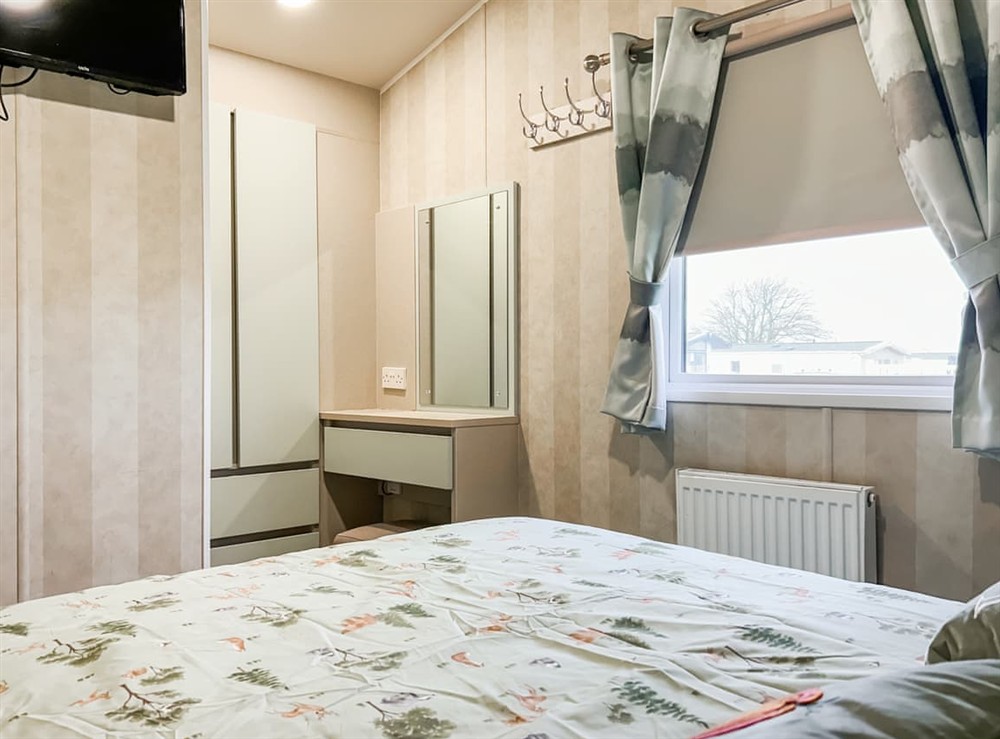 Double bedroom (photo 3) at H and D Greenan Village in Ayr, Ayrshire