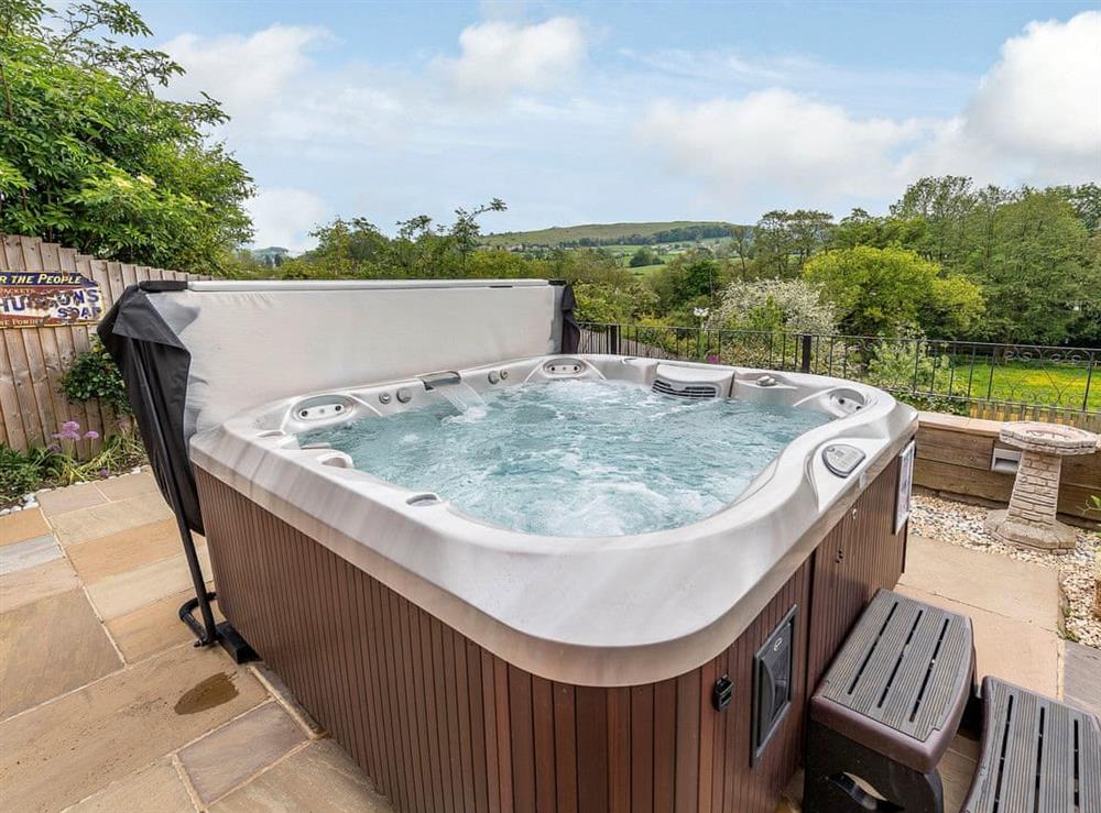 Hot tub at Hacolo House in Stonehouse, near Stroud, Gloucestershire