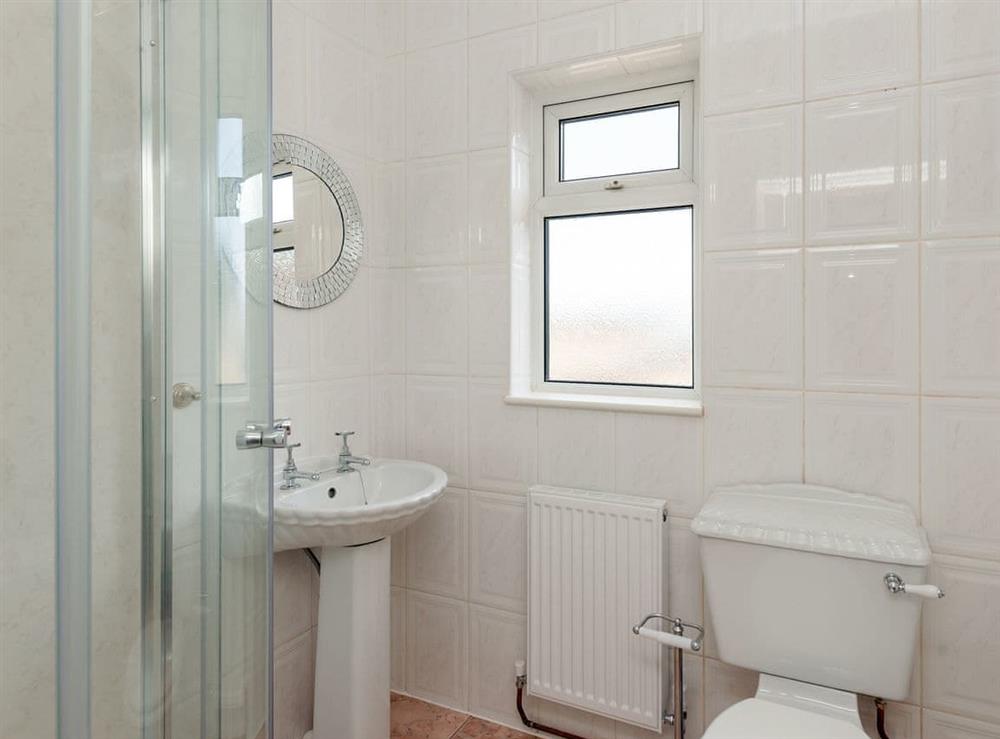 En-suite shower room at Haddon Villa in Bakewell, Derbyshire