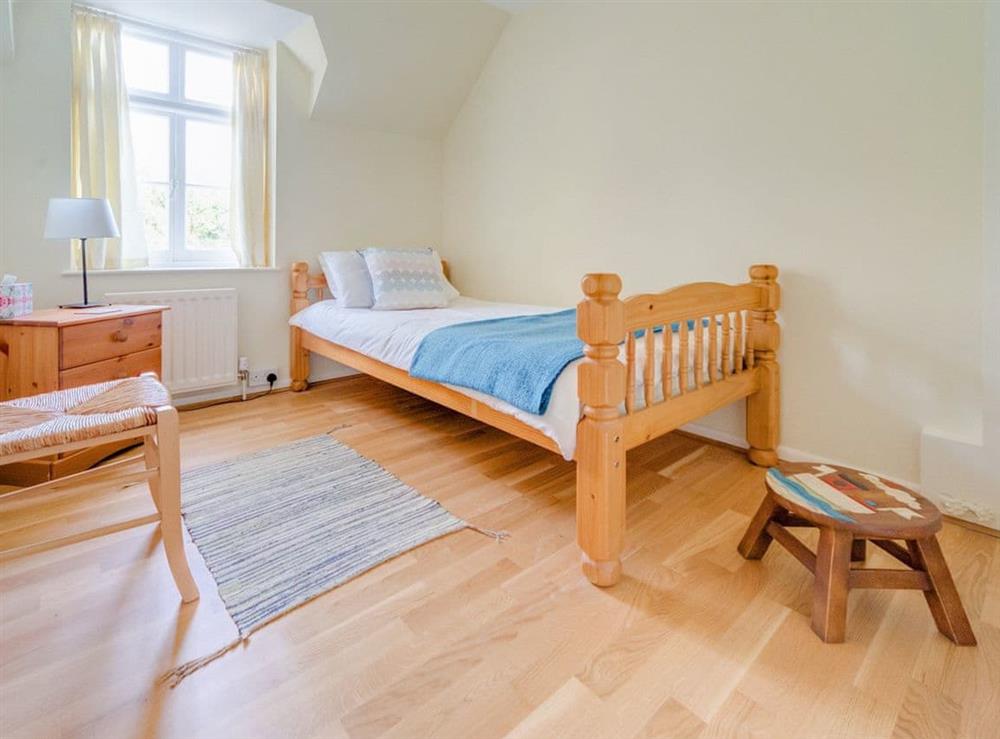 Single bedroom at Hadfield Cottage in Ventnor, Isle of Wight