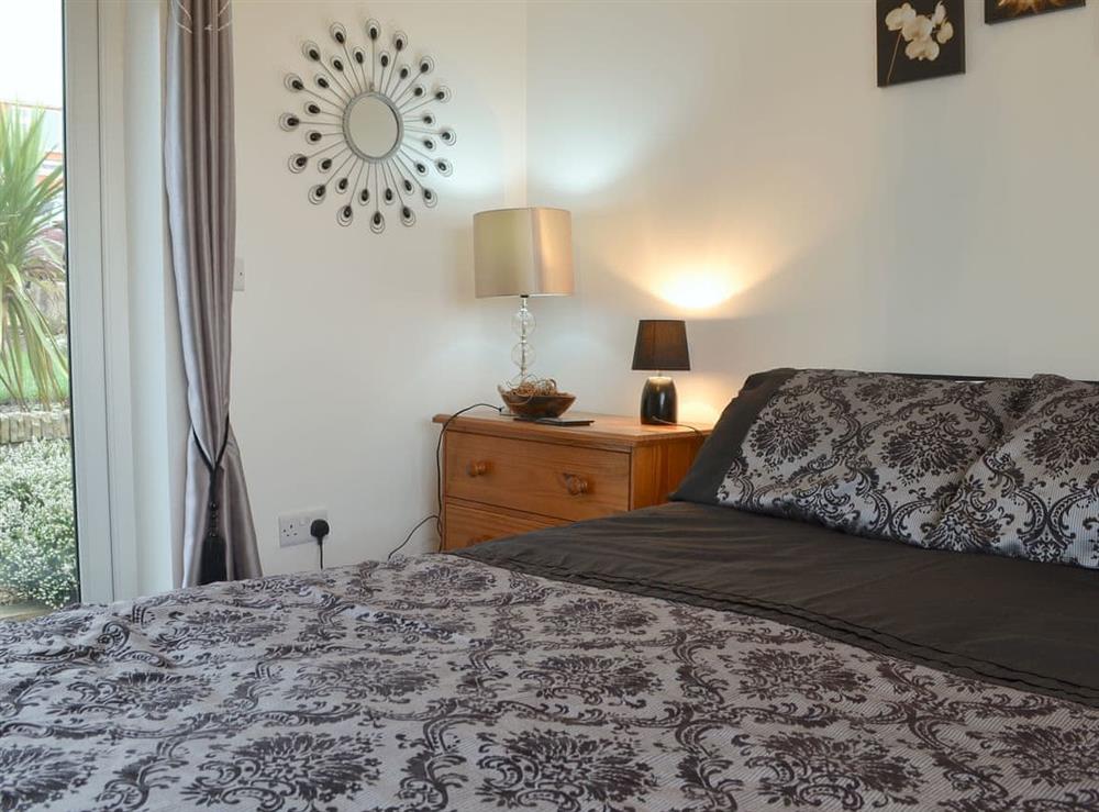 Comfortable double bedroom (photo 2) at Hafan in Aberffraw, Anglesey, Gwynedd