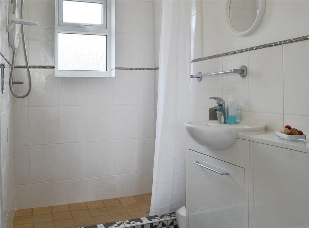 Shower room at Hafan in Aberffraw, Anglesey, Gwynedd