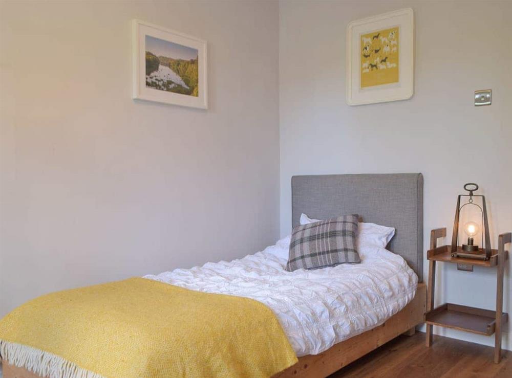 Single bedroom at Hafan Fach Cottage in Stackpole, Dyfed