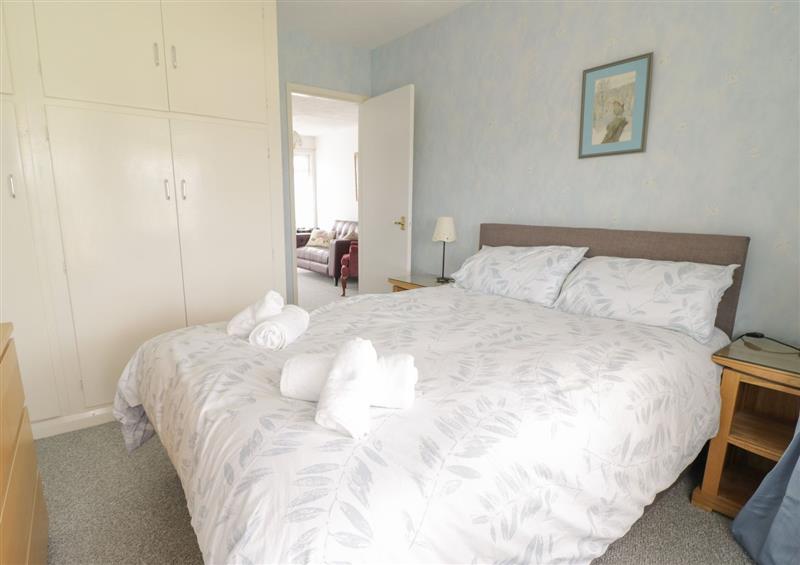 One of the 2 bedrooms at Hafod-y-Gors, Fairbourne