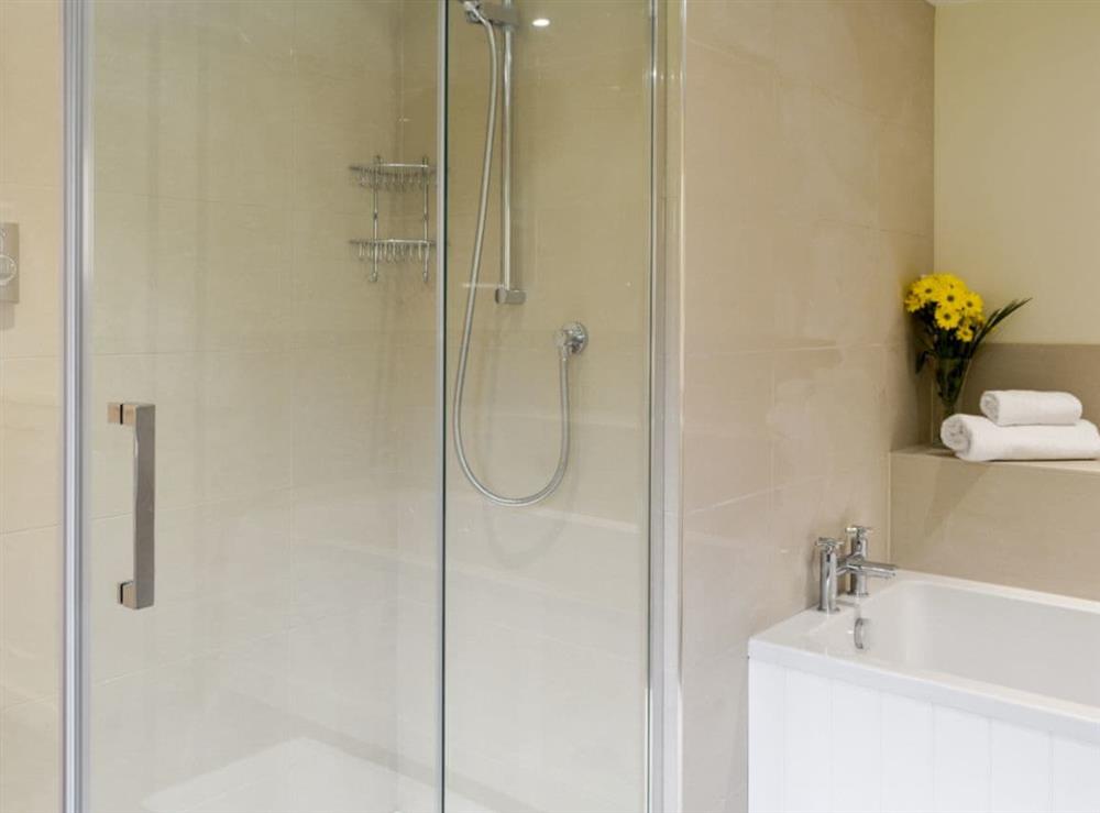 Bathroom with shower cubicle at Hale Barn in Chiddingly, near Hailsham, East Sussex
