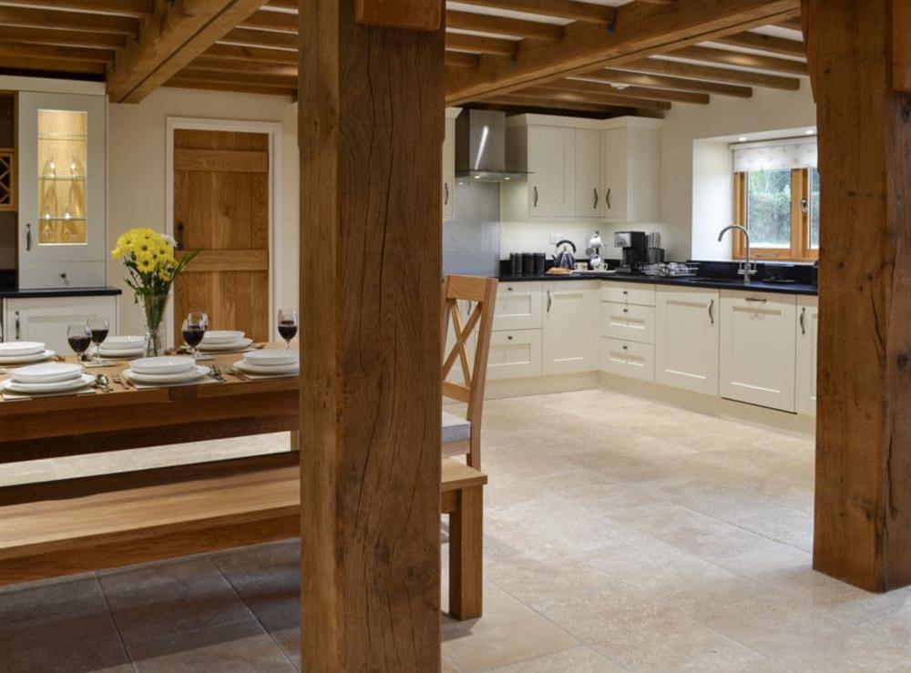 Open plan living space with vaulted ceiling & exposed beams (photo 3) at Hale Barn in Chiddingly, near Hailsham, East Sussex