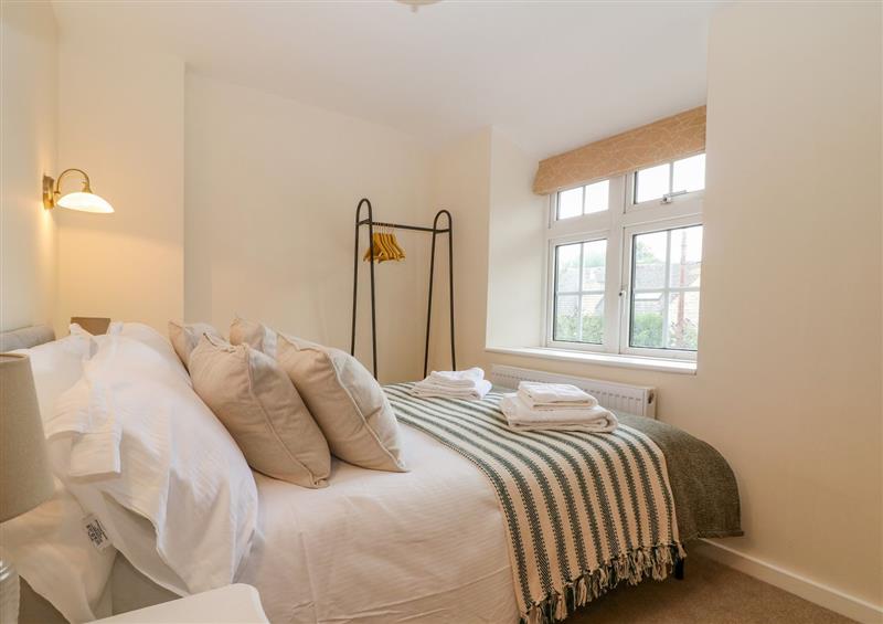 One of the bedrooms at Halfpenny Cottage, Lechlade-On-Thames