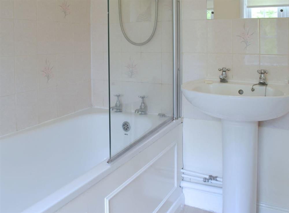 Lovely bathroom at Hall Cottage in Gresham, near Sheringham, Norfolk