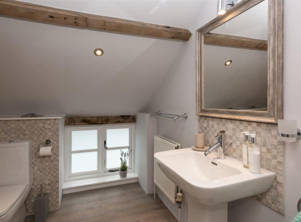 Bathroom at Hall Farm Barn in Lamas, near Buxton, Norfolk