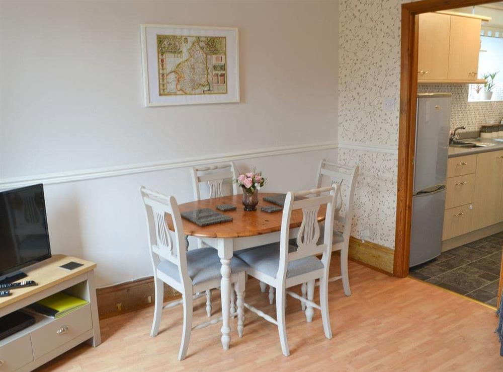 Dining area at Hallbank Apartment in Amble, near Howarth, Northumberland