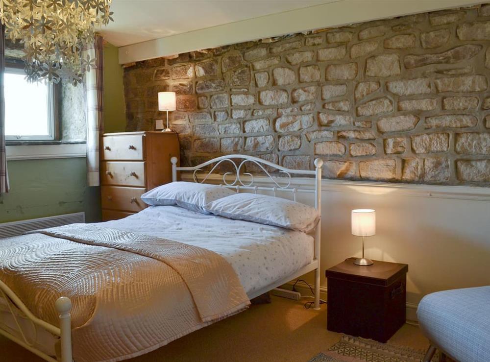 Charming double bedroom at Halstead Green Farm in Colden, near Hebden Bridge, Yorkshire, West Yorkshire