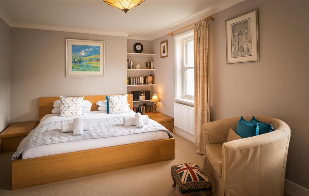 Master bedroom with 6’ bed at Hamilton House, Branscombe