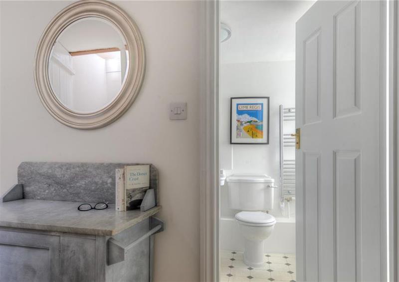 The bathroom at Hamilton House, Lyme Regis