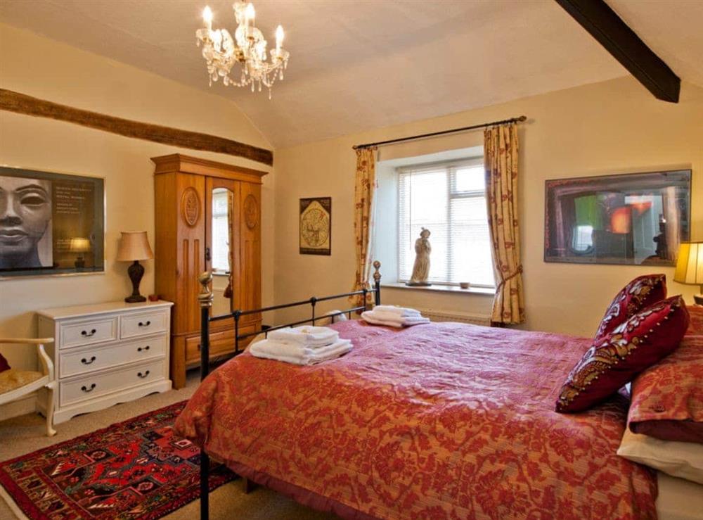 Double bedroom (photo 5) at Handley Cross House in Harewood End, South Herefordshire., Great Britain
