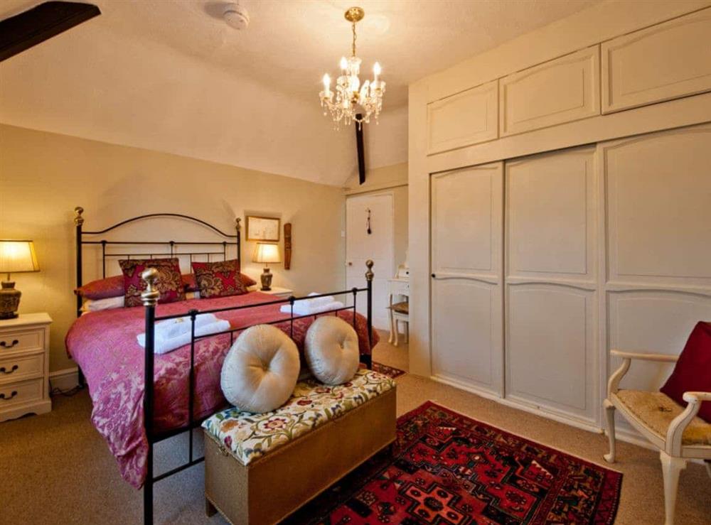 Double bedroom (photo 6) at Handley Cross House in Harewood End, South Herefordshire., Great Britain