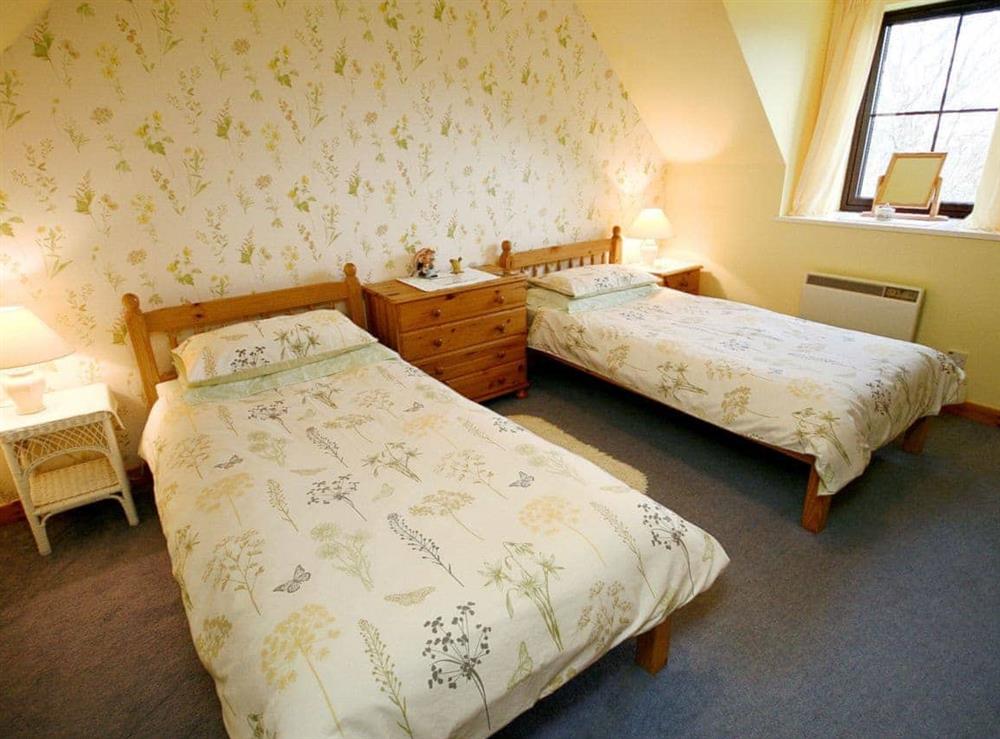 Twin bedroom at Hannahs Cottage in Inverasdale, near Poolewe, Ross-Shire