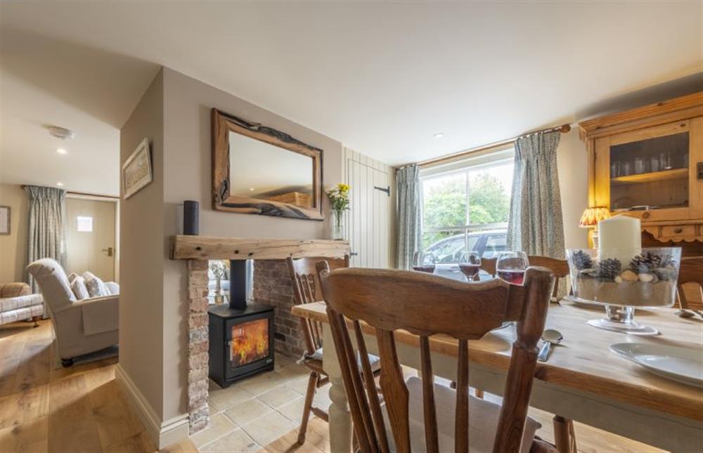 A side opening leads to the sitting room next door at Harbour Cottage, Wells-next-the-Sea