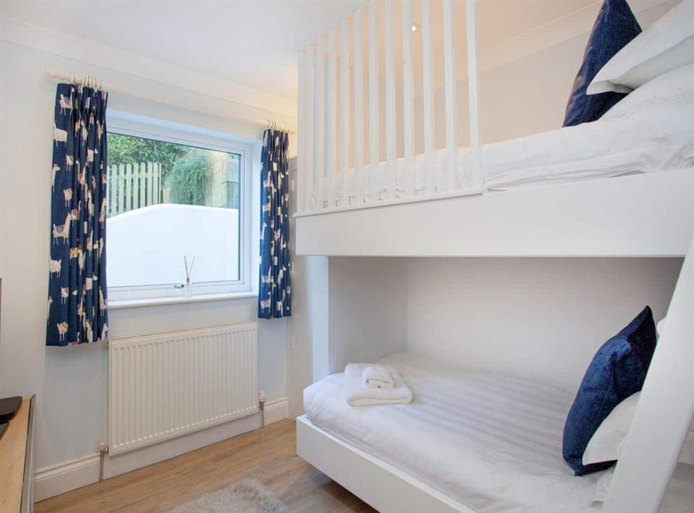 Bunk bedroom at Harbour Heights in Mevagissey, Cornwall