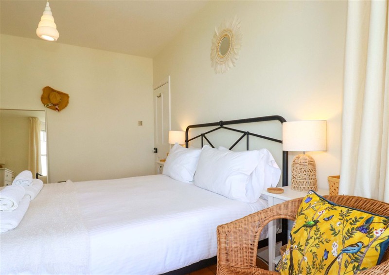 Bedroom (photo 2) at Harbour House, Looe