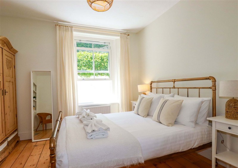 One of the 4 bedrooms at Harbour House, Looe