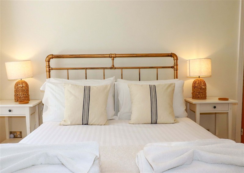 This is a bedroom (photo 2) at Harbour House, Looe