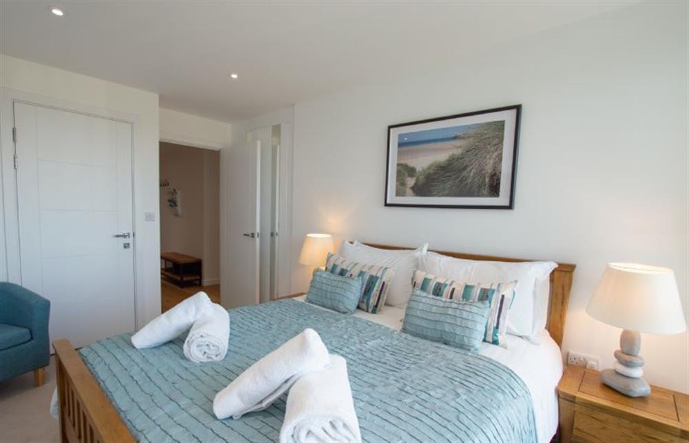 Luxury linen and towels provided throughout at Harbour Lights, Newquay 