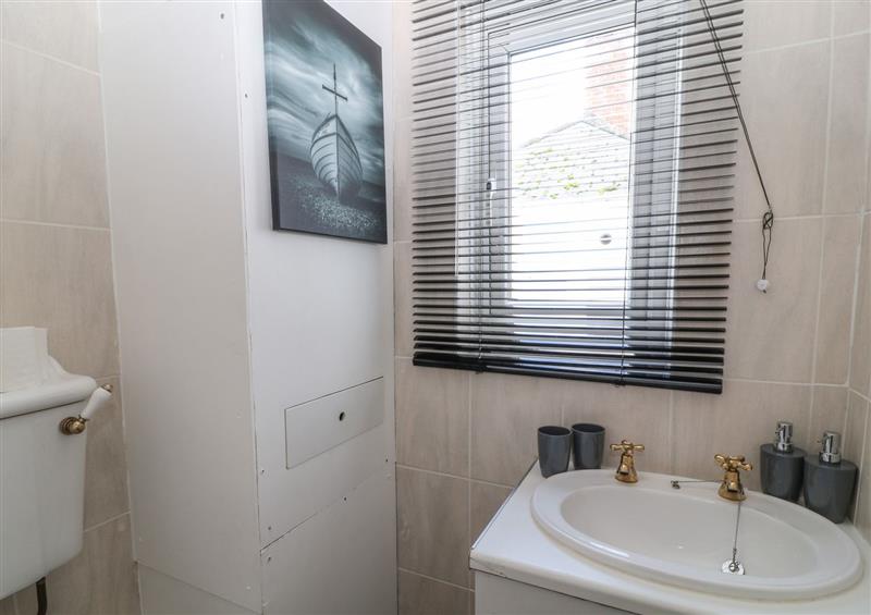 Bathroom at Harbour Lodge, Teignmouth