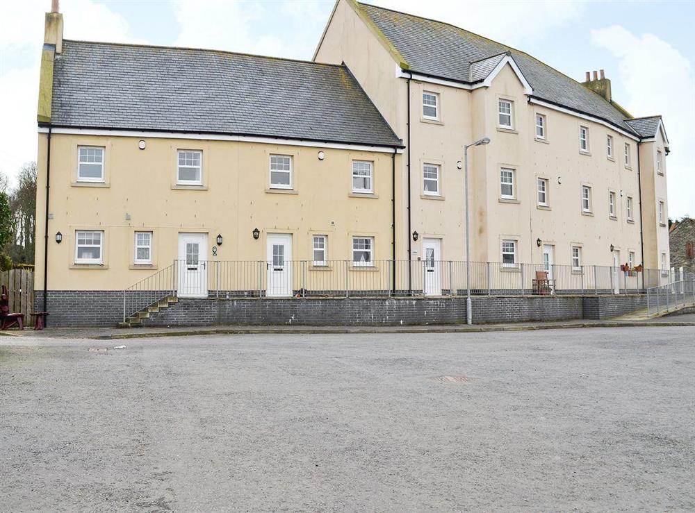 Spacious terraced town house at Harbour Retreat in Garlieston, Wigtownshire
