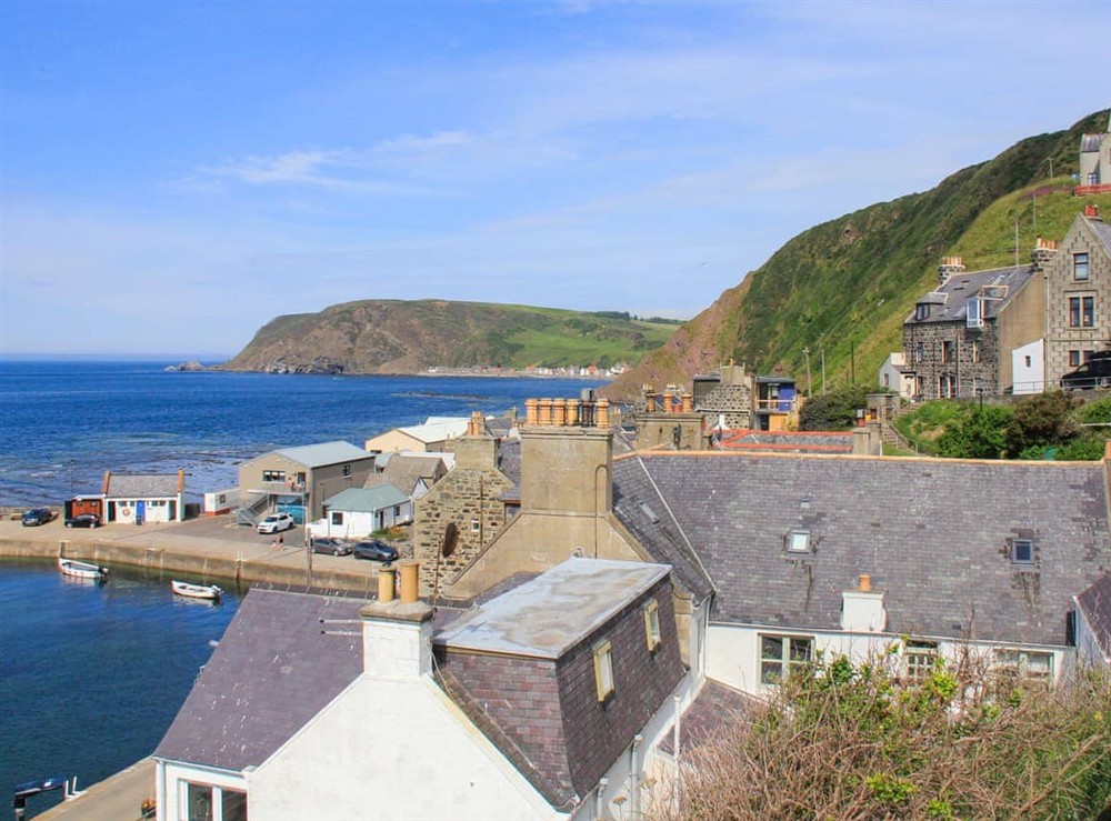 Surrounding area at Harbour Road in Banff, Aberdeenshire