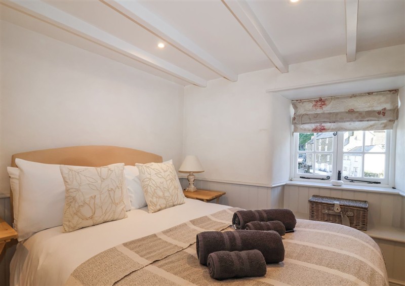 One of the 3 bedrooms at Harbour View, Polperro