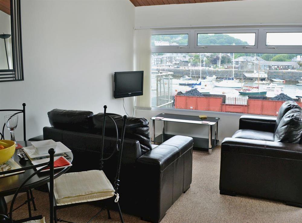 Beautifully decorated open plan living space at Harbour View in Porthmadog, Gwynedd