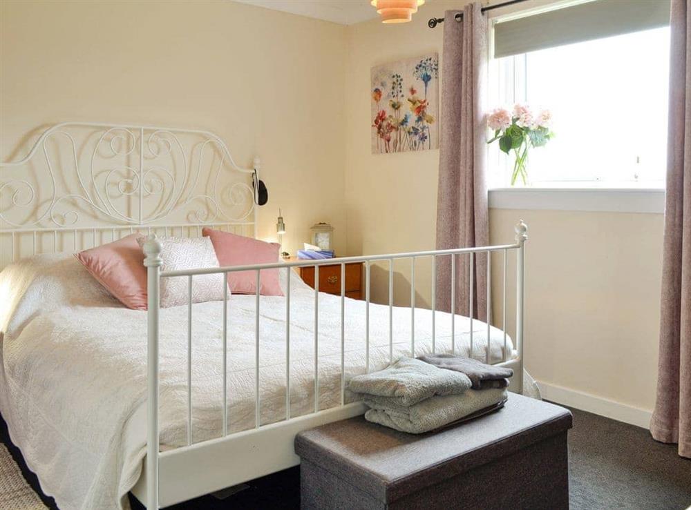Double bedroom at Harbour View in Tayport, near St Andrews, Fife