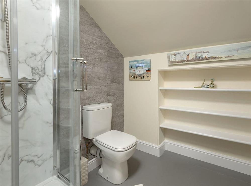 En-suite shower room at Harbour View in Wainfleet St. Mary, near Skegness, Lincolnshire