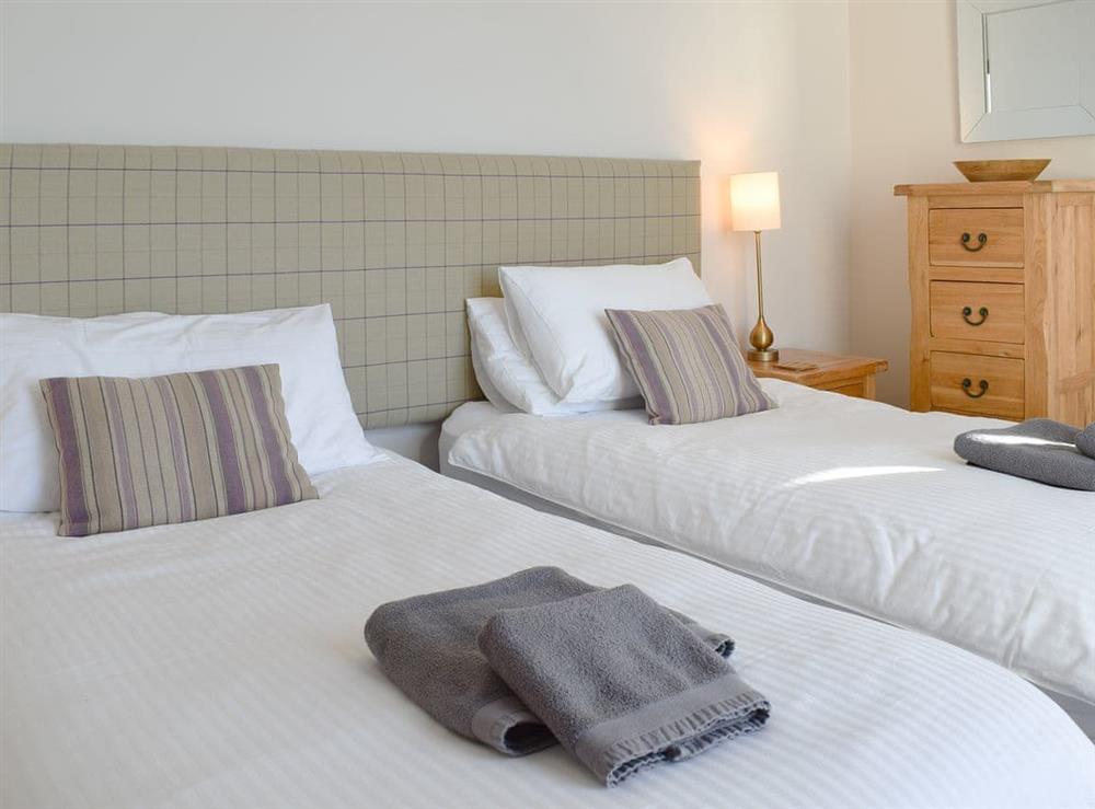 Twin bedroom (photo 5) at Harbourside Apartment in Anstruther, Fife