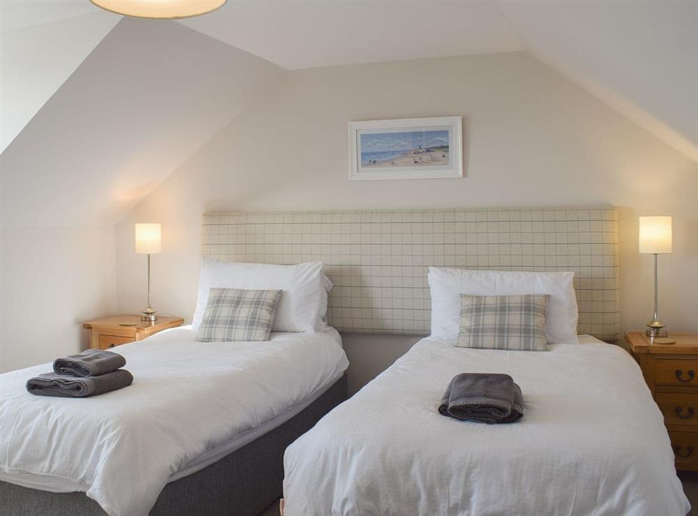 Twin bedroom at Harbourside Apartment in Anstruther, Fife