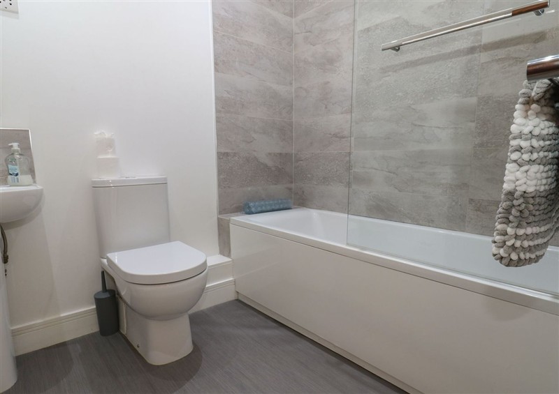 The bathroom at Harbourside Apartments, Whitehaven