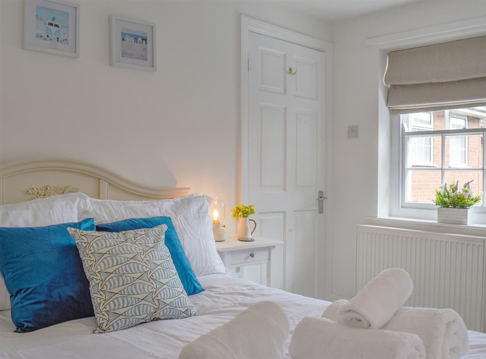 Double bedroom (photo 3) at Harbourside House in Scarborough, North Yorkshire