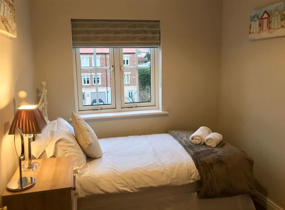 Relaxing single bedroom at Harbourside House in Whitby, North Yorkshire
