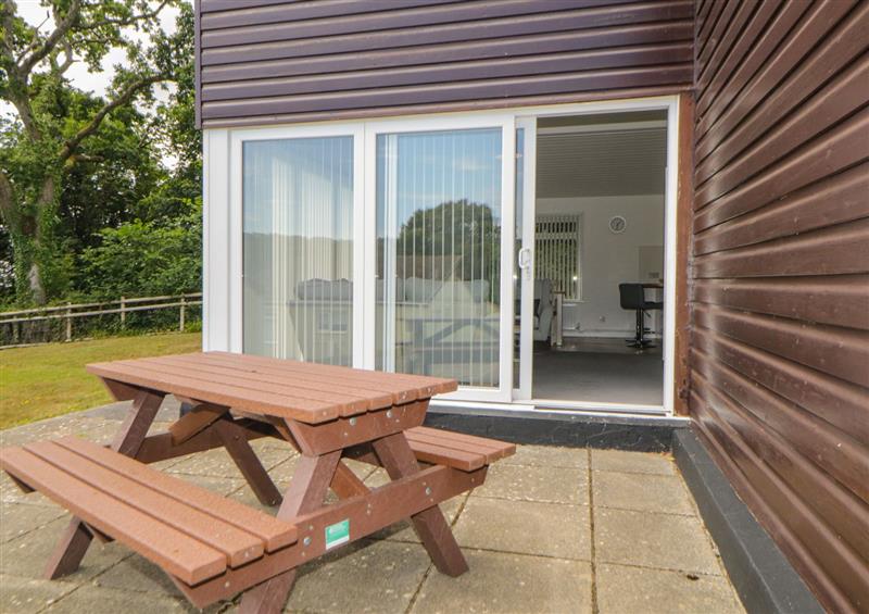 Enjoy the garden at Harcombe House Bungalow 12, Chudleigh